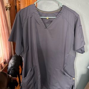 BUNDLE 2 Carhartt force scrub tops